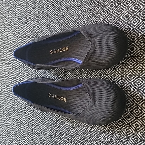 Rothy’s round toe black ballet flats size 6.5 - Picture 2 of 10